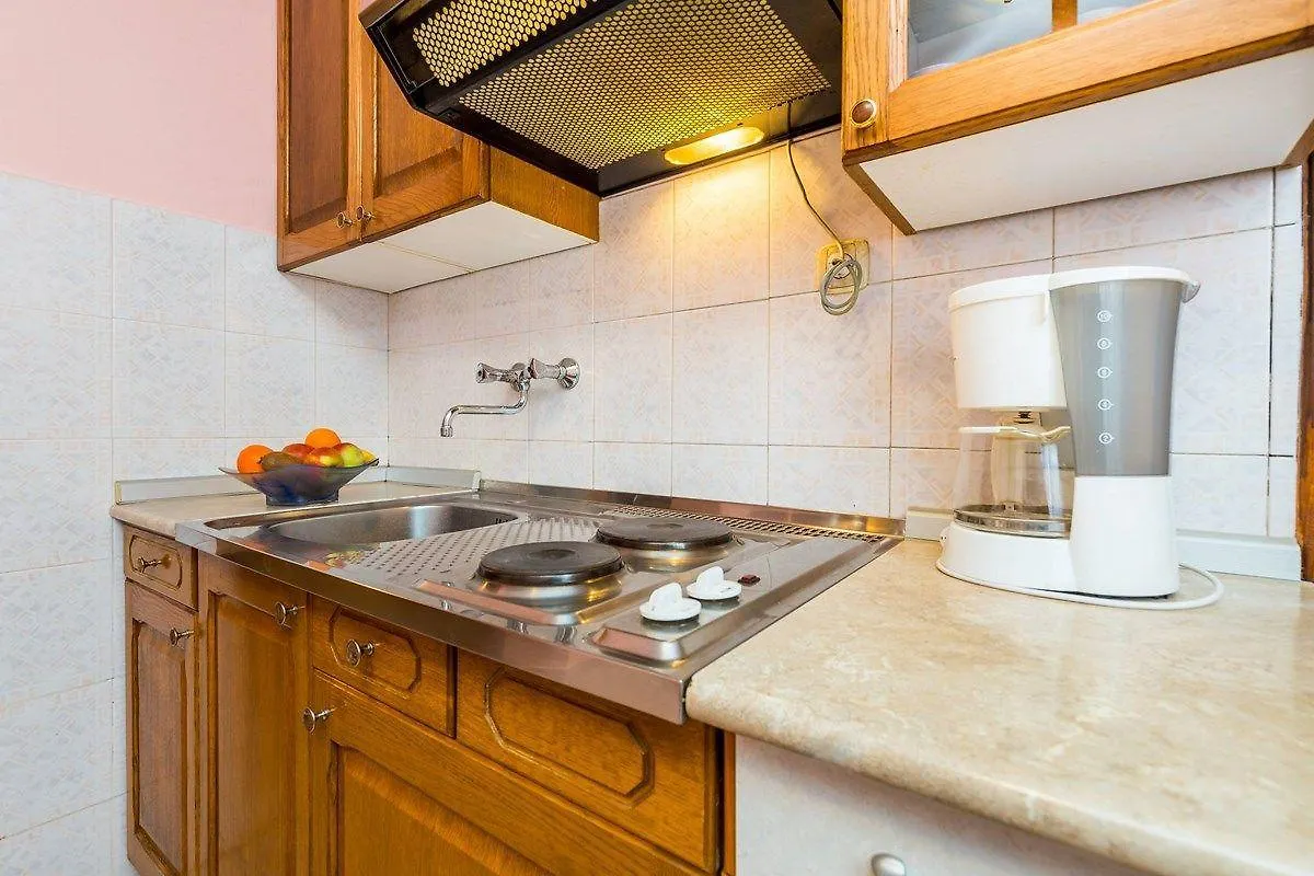 Apartments Aldo Banjole Kroatien