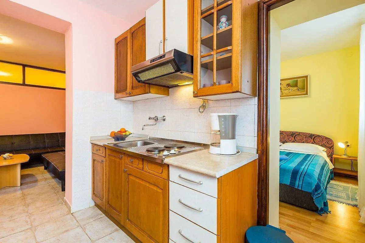 Apartments Aldo Banjole 0*,